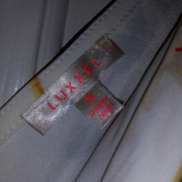 Mini Dress size Medium. - Picture 6 of 7